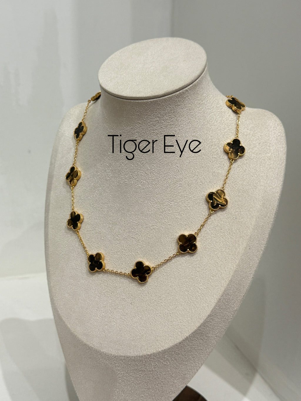 Flower Necklace – 18ct Gold Plated, Tarnish free and waterproof