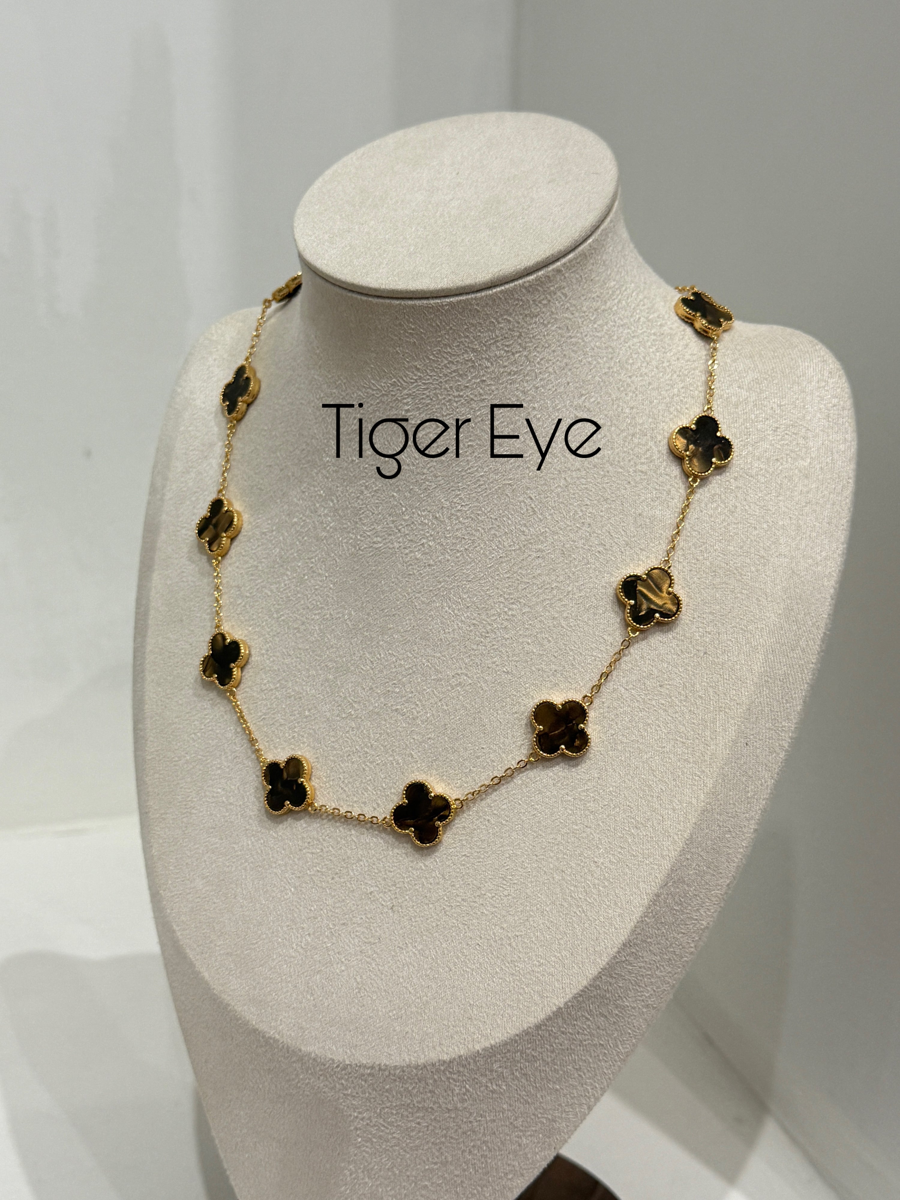Flower Necklace – 18ct Gold Plated, Tarnish free and waterproof