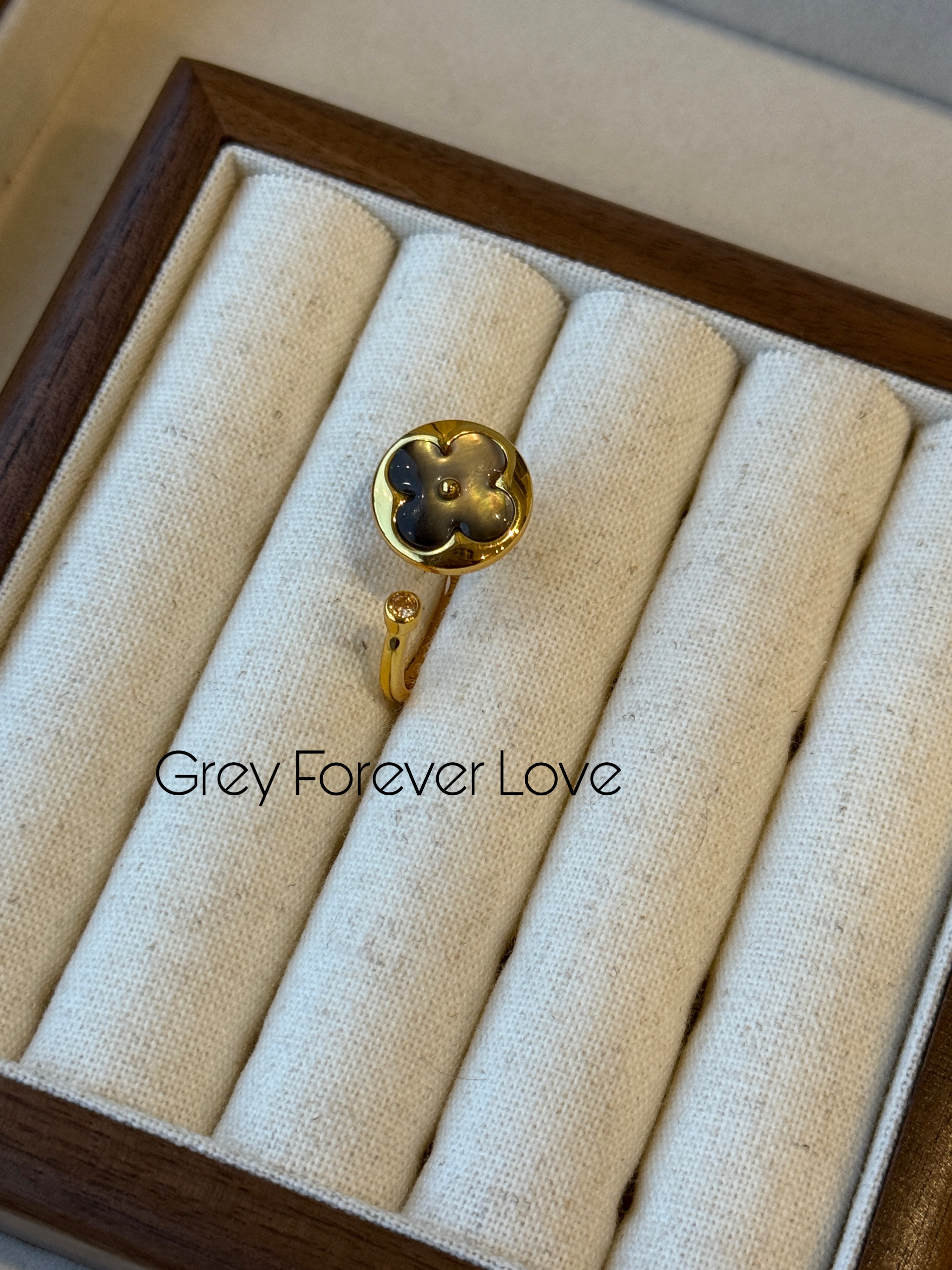 Rings and brooches- 18ct gold plated tarnish free and waterproof