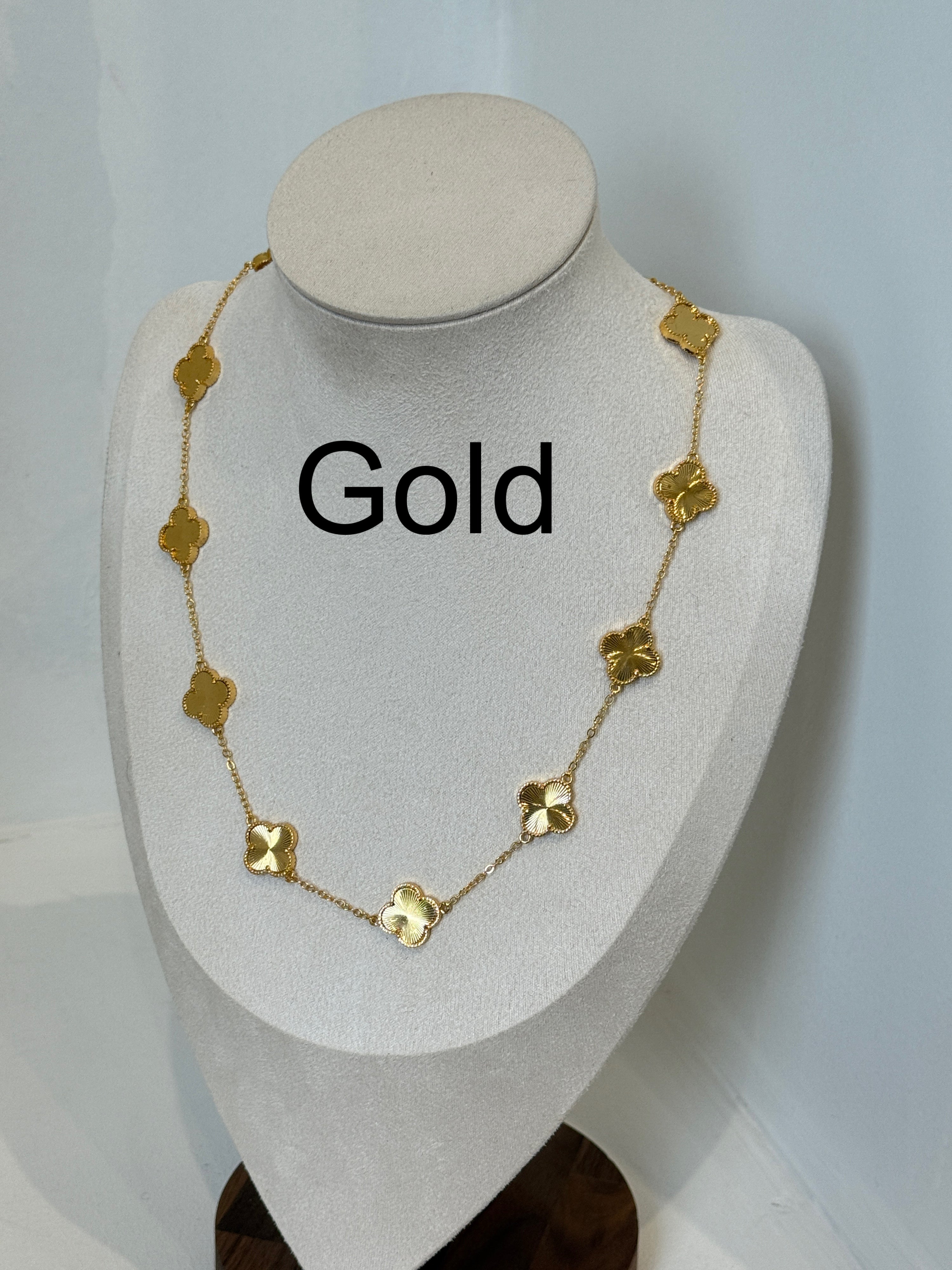 Flower Necklace – 18ct Gold Plated, Tarnish free and waterproof