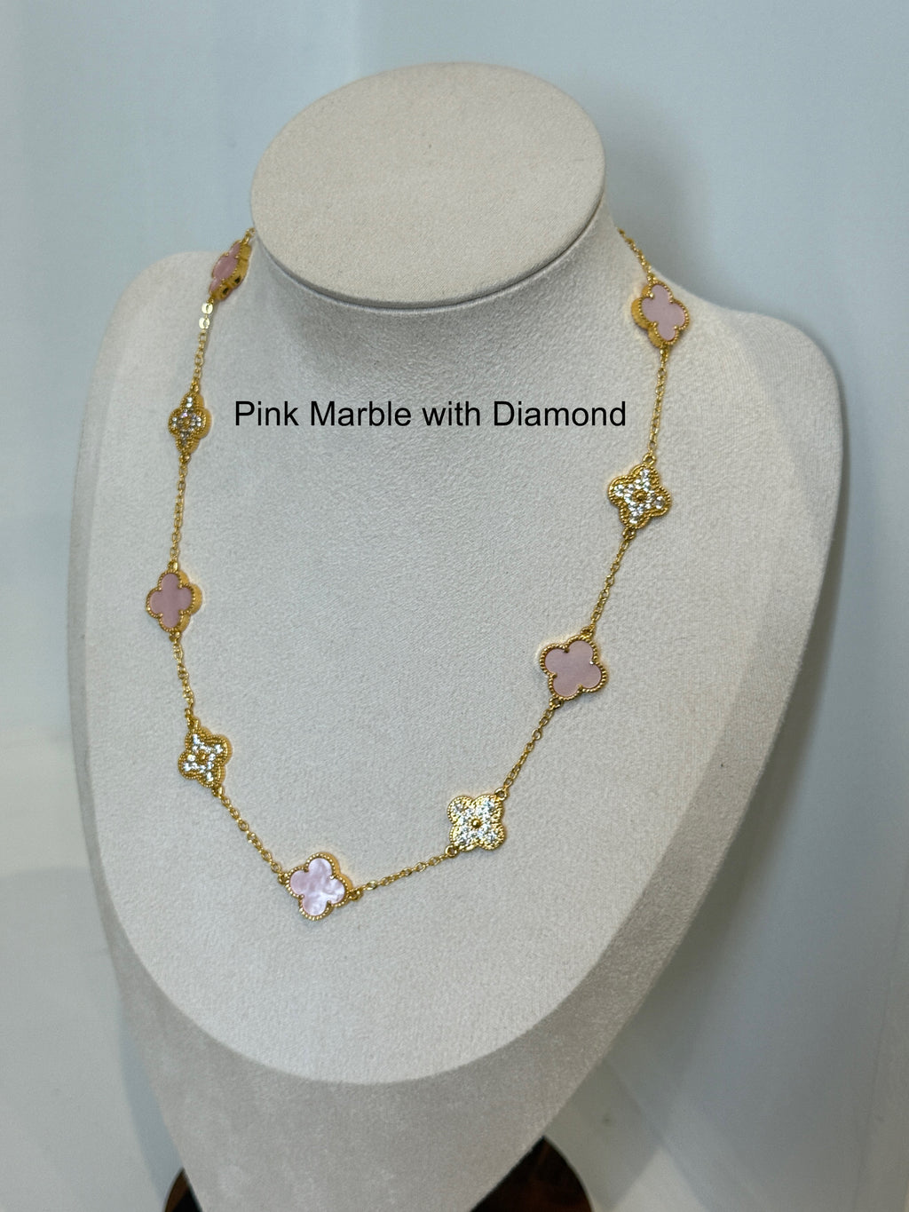 Flower Necklace – 18ct Gold Plated, Tarnish free and waterproof