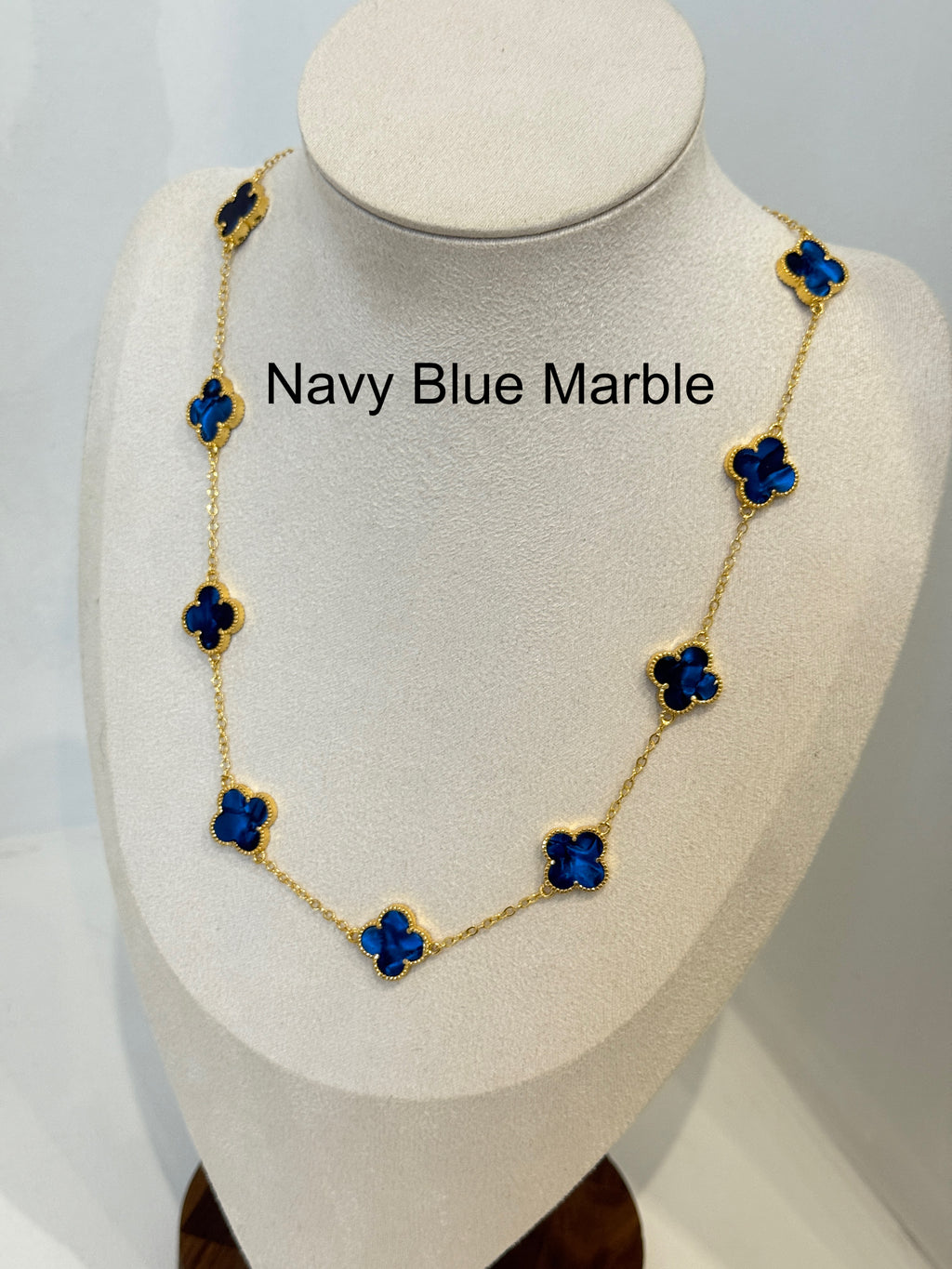 Flower Necklace – 18ct Gold Plated, Tarnish free and waterproof