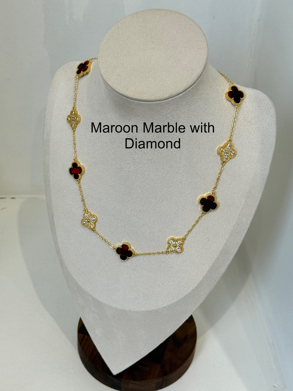 Flower Necklace – 18ct Gold Plated, Tarnish free and waterproof
